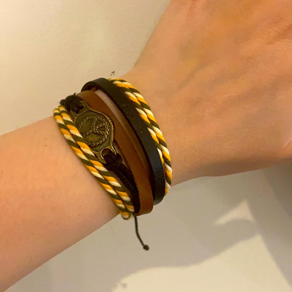 Bracelet